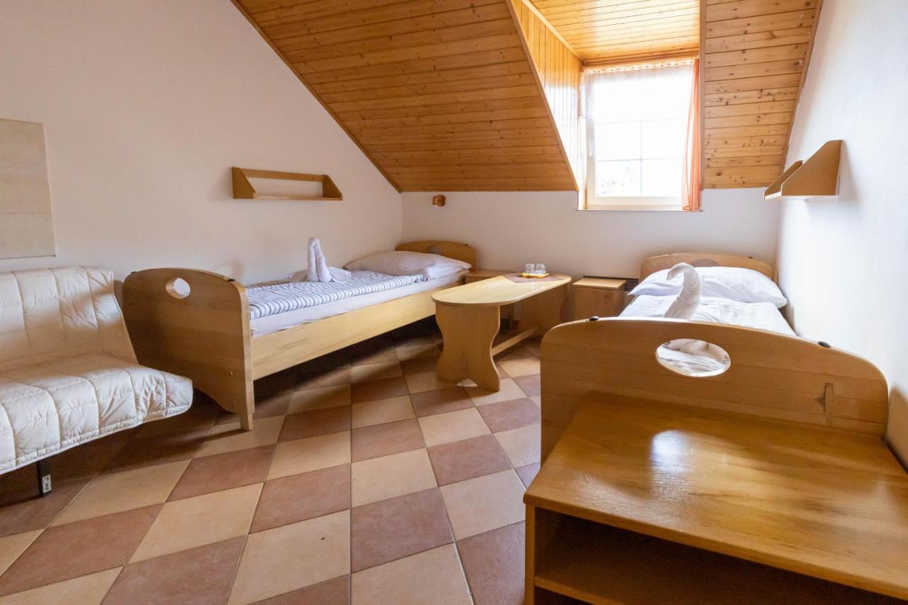 Horsky Hotel Rajska Bouda Malenovice  Екстер'єр фото